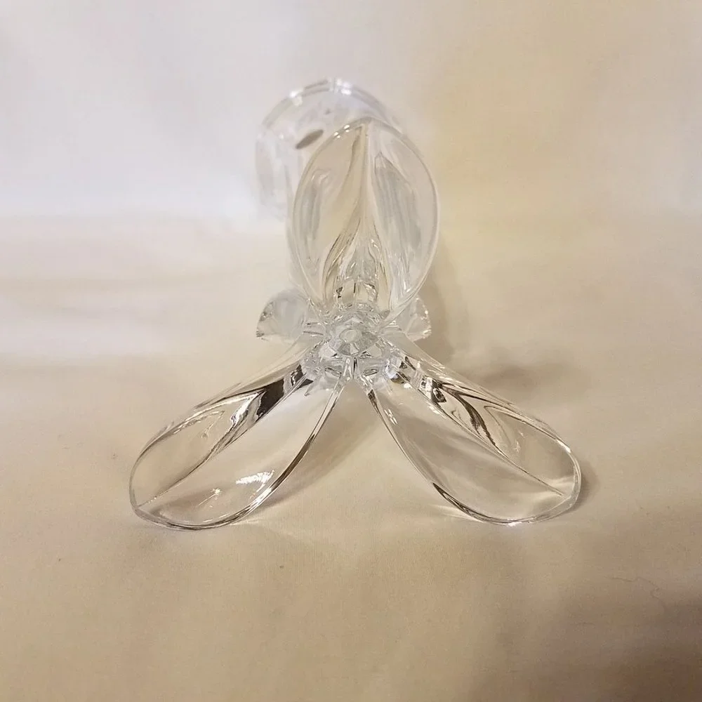 Cristal d'Arques Lead Crystal Footed Bud Vase Vintage Petal Details EUC‎